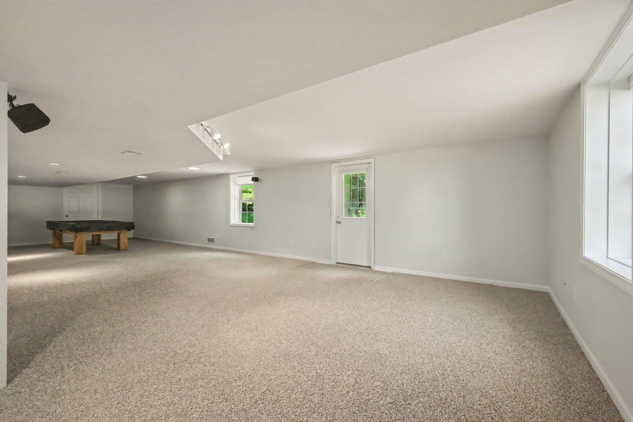 3004 Brandywine Road Kalamazoo, MI 49008 - Photo 30 of 41 026_file_6444