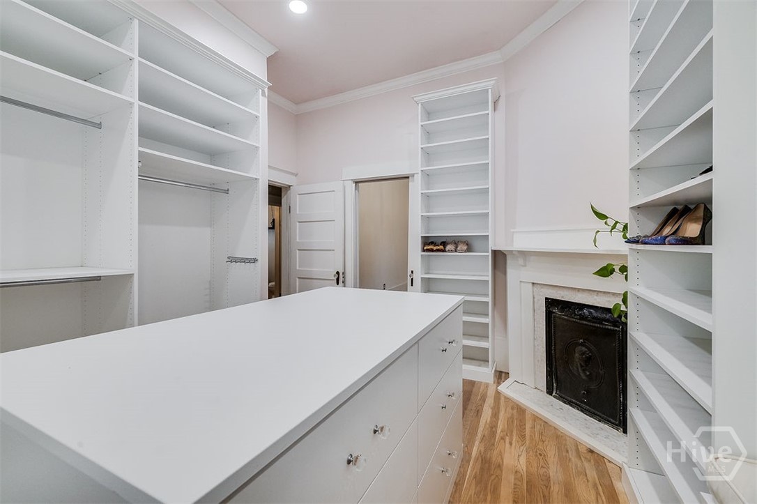 514 Maupas Avenue Savannah, GA 31401 - Photo 35 of 53 Plenty of room for your complete wardrobe.