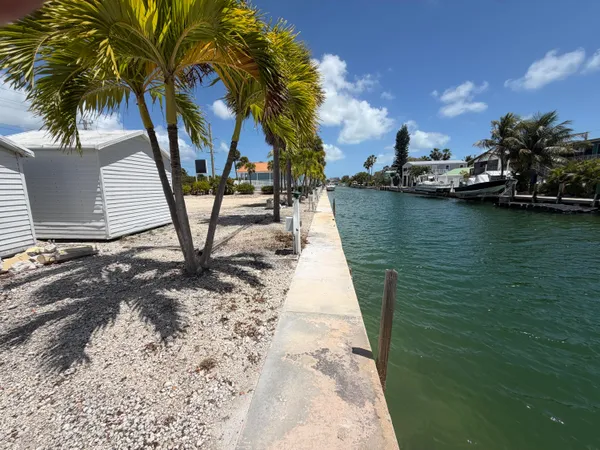 $899,000 | 24764 Overseas Highway, Summerland Key, FL 33042