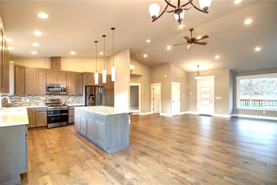 18196 Montborne Road Mount Vernon, WA 98274 - Photo 8 of 24 Gallery Image 8
