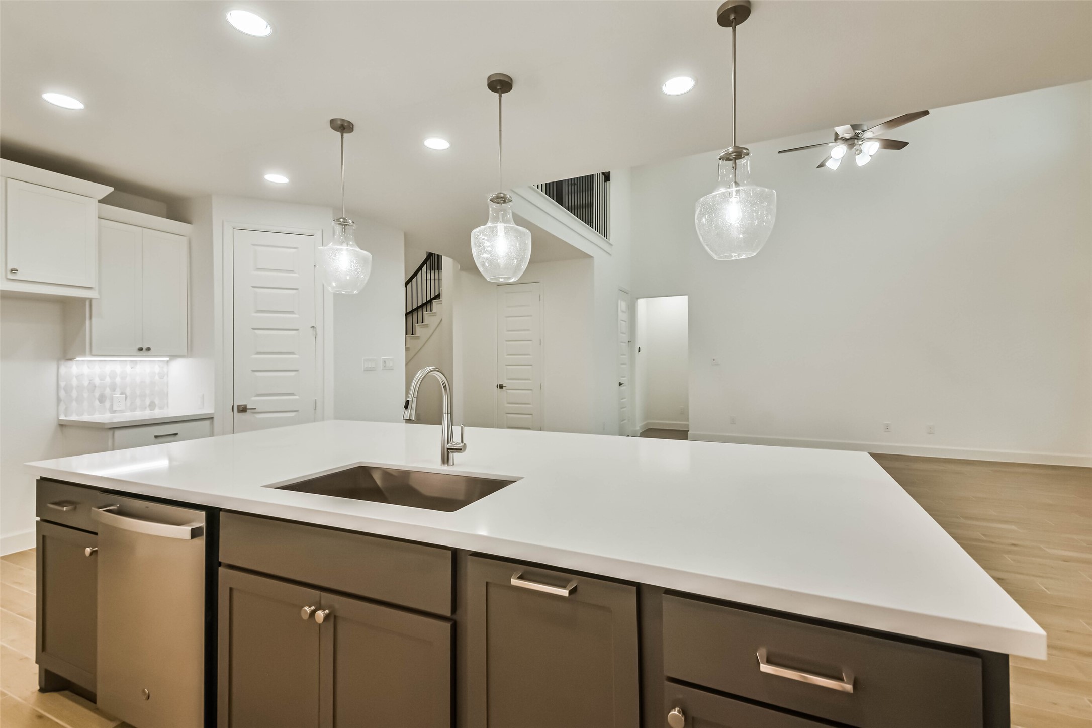 4746 Silo Shadow Way Fulshear, TX 77441 - Photo 11 of 50