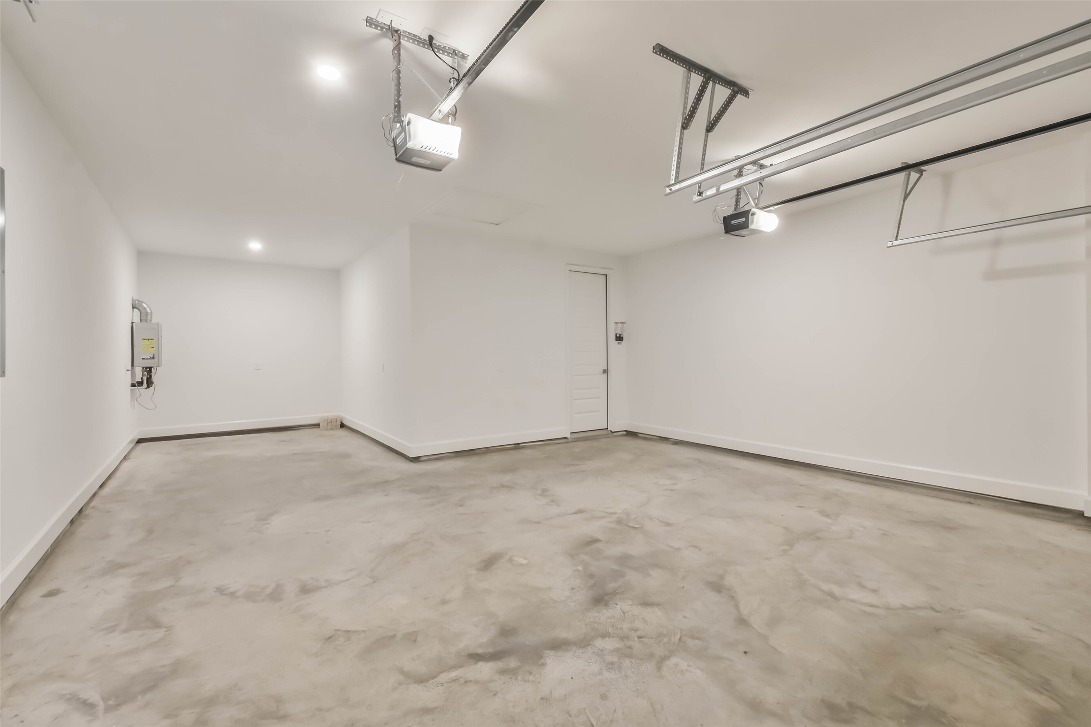 4746 Silo Shadow Way Fulshear, TX 77441 - Photo 2 of 50