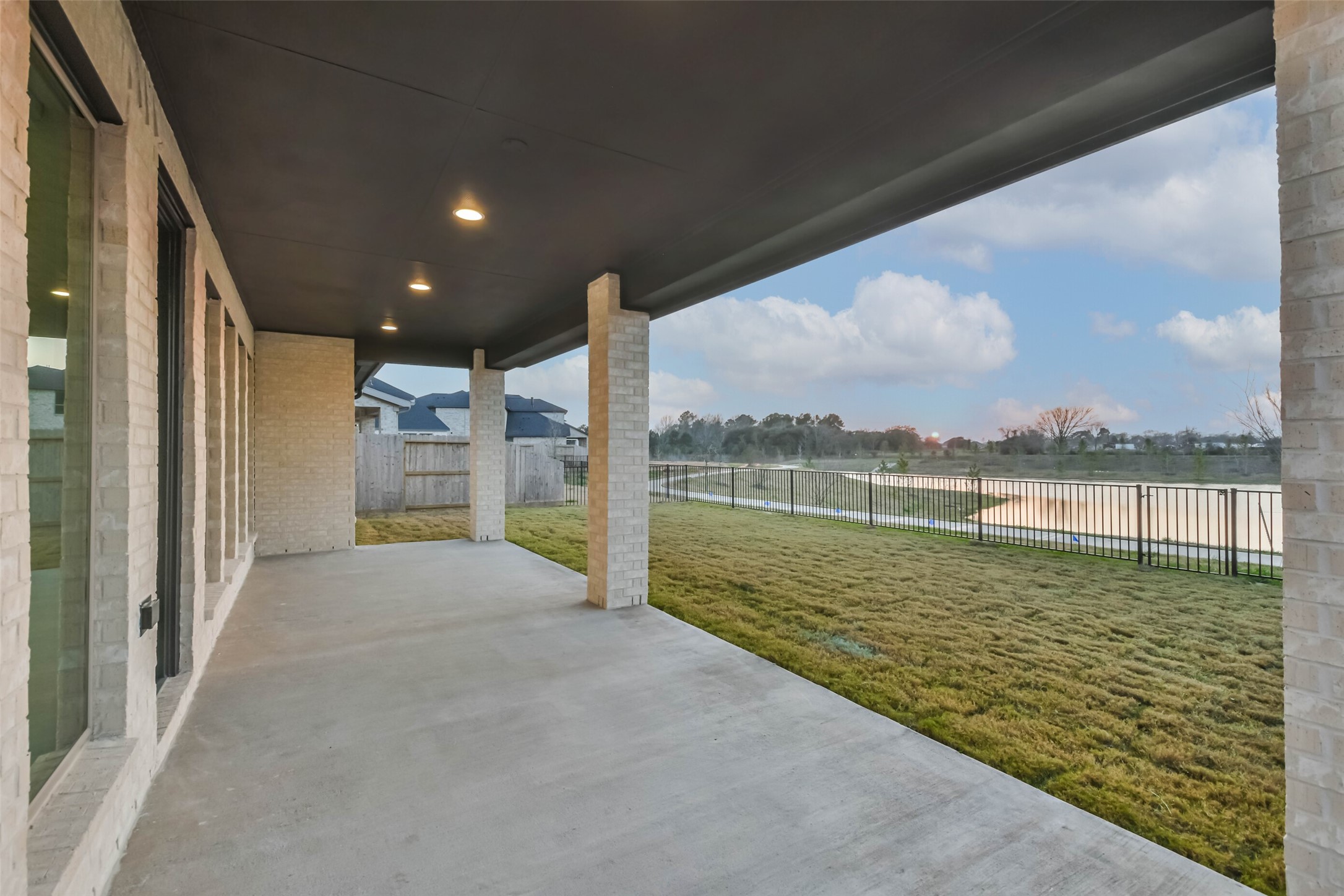 4746 Silo Shadow Way Fulshear, TX 77441 - Photo 21 of 50