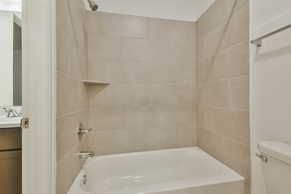 4746 Silo Shadow Way Fulshear, TX 77441 - Photo 33 of 50