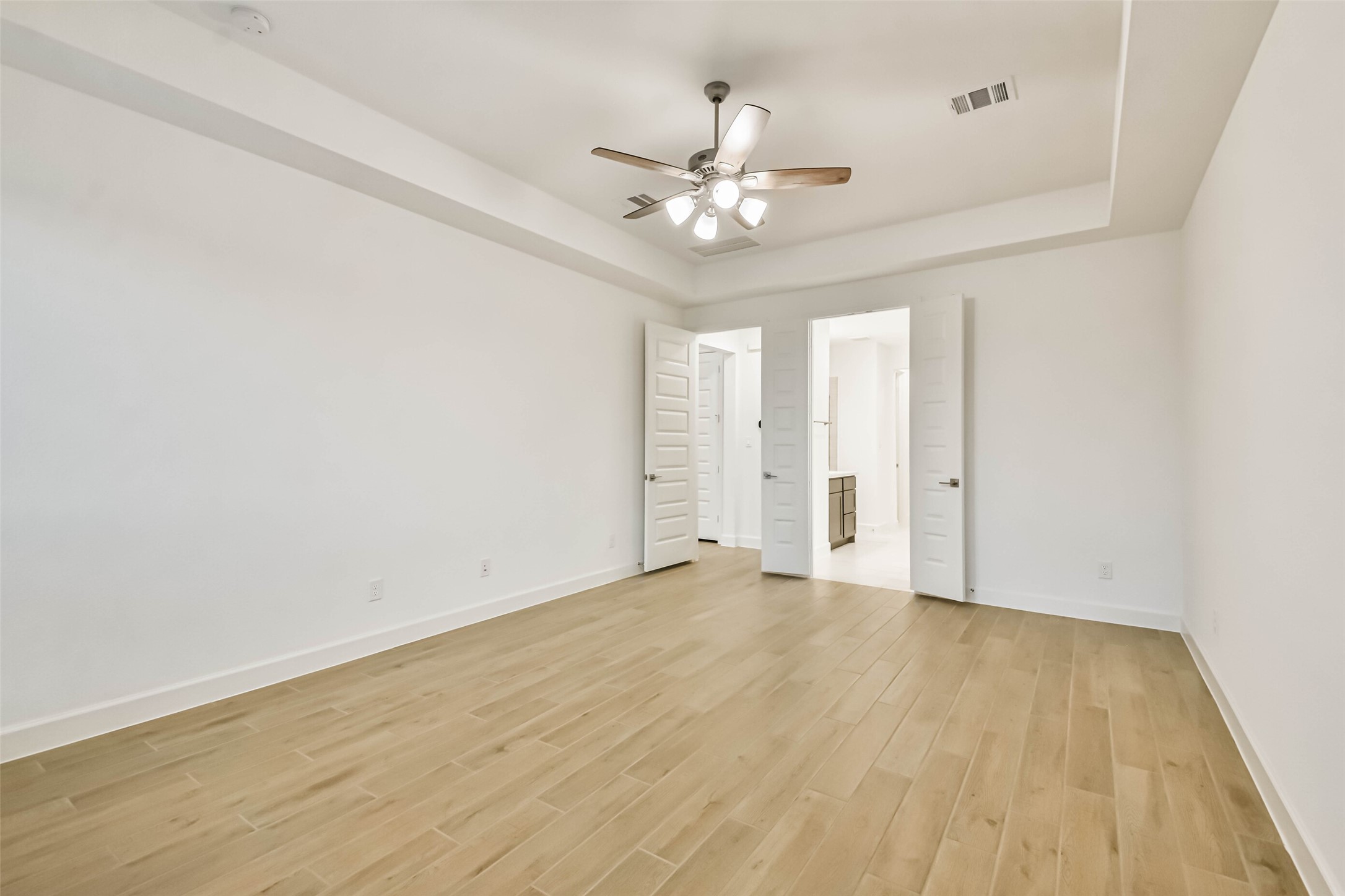 4746 Silo Shadow Way Fulshear, TX 77441 - Photo 9 of 50