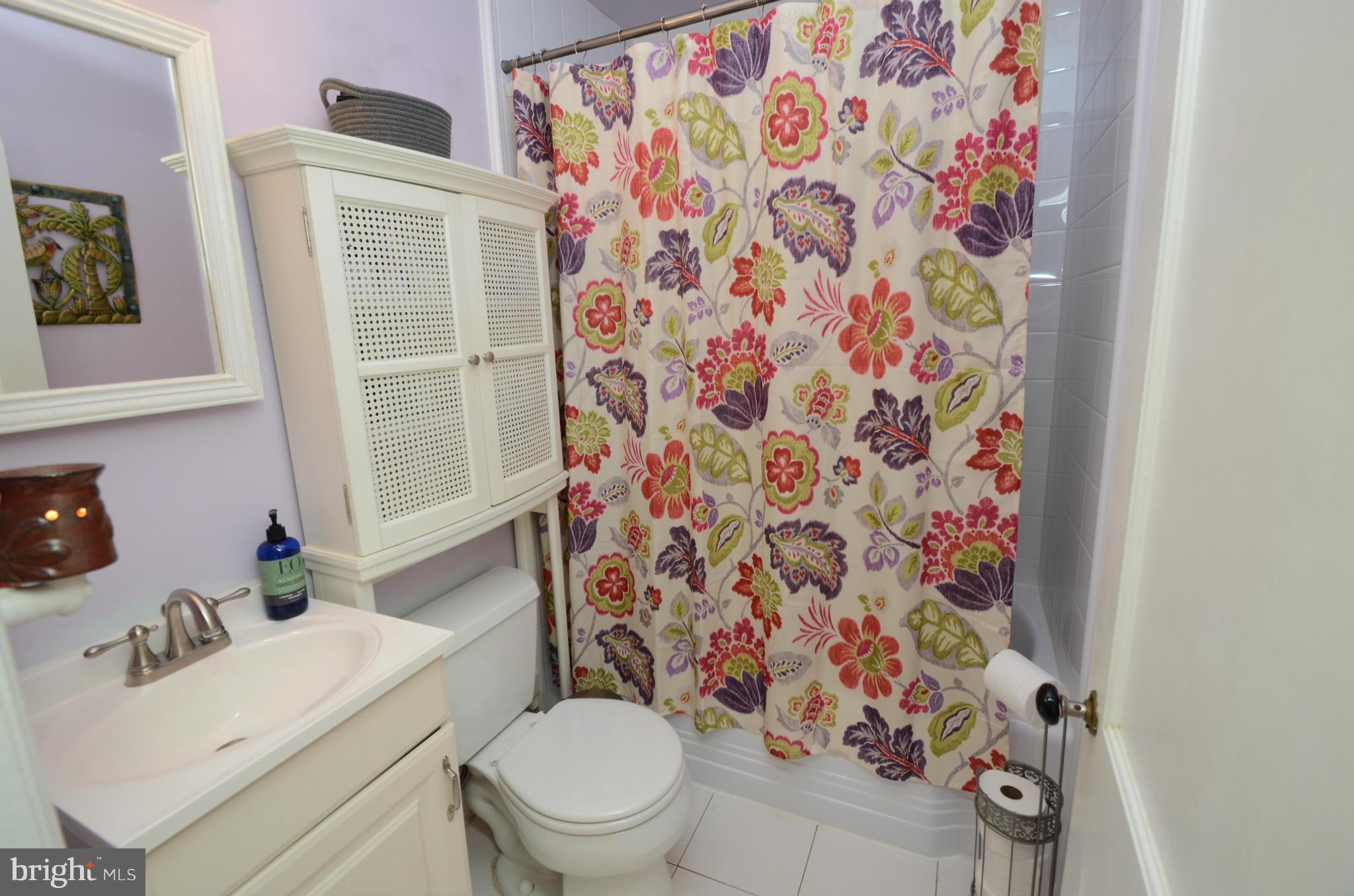 502 Meadow Road Baltimore, MD 21206 - Photo 14 of 26 Bath