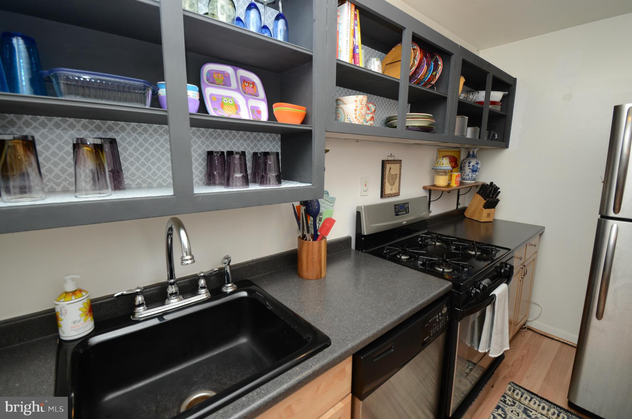 502 Meadow Road Baltimore, MD 21206 - Photo 7 of 26 Kitchen