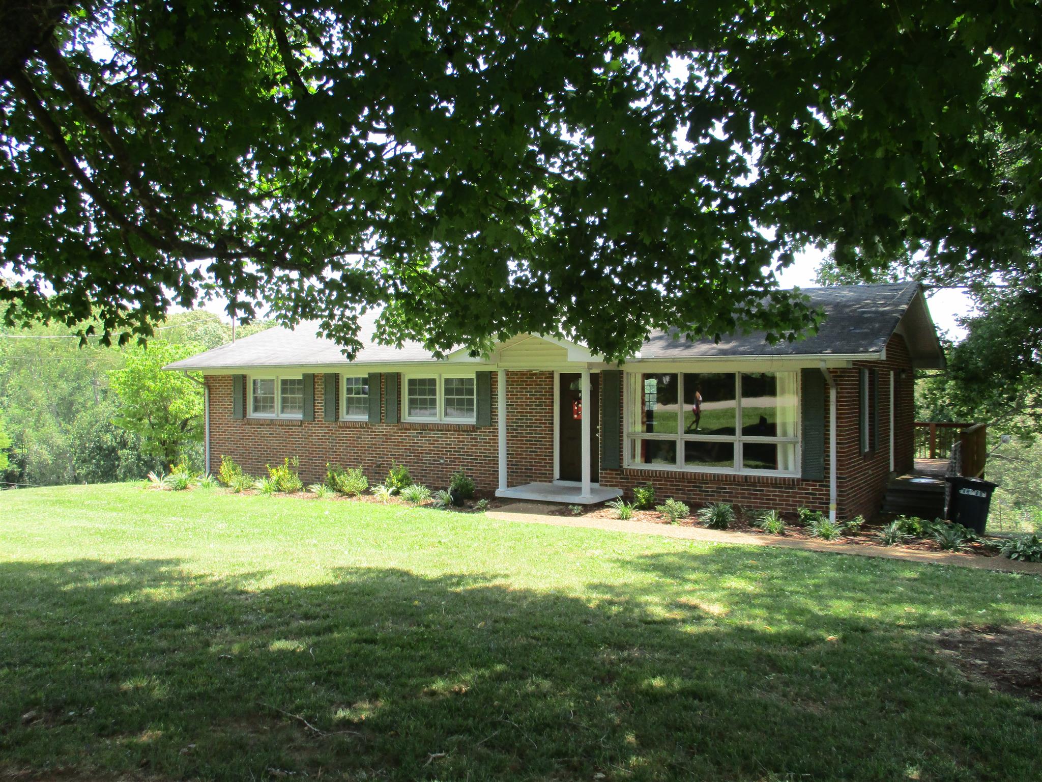 26 Westside Road Lawrenceburg, TN 38464 - Photo 2 of 24 Gallery Image 2