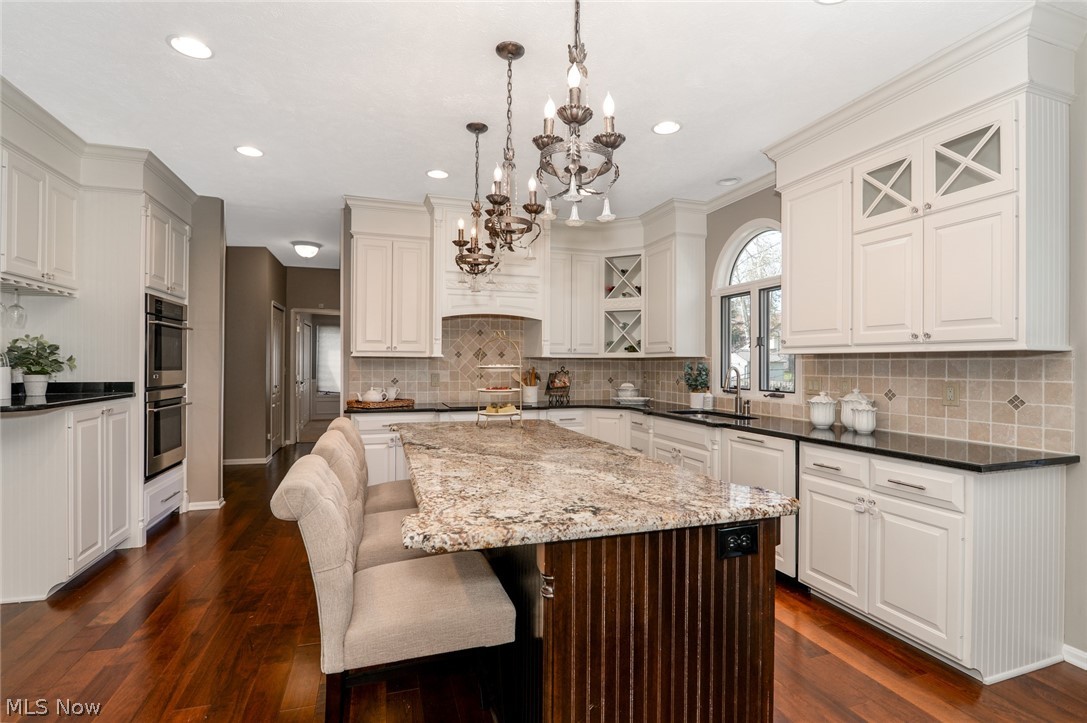 6301 Longspur Road Highland Heights, OH 44143 - Photo 8 of 27