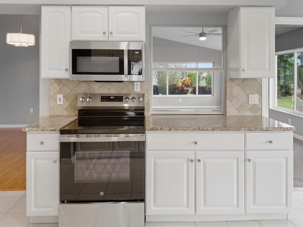 11309 Sun Tree Road Hudson, FL 34667 - Photo 10 of 66