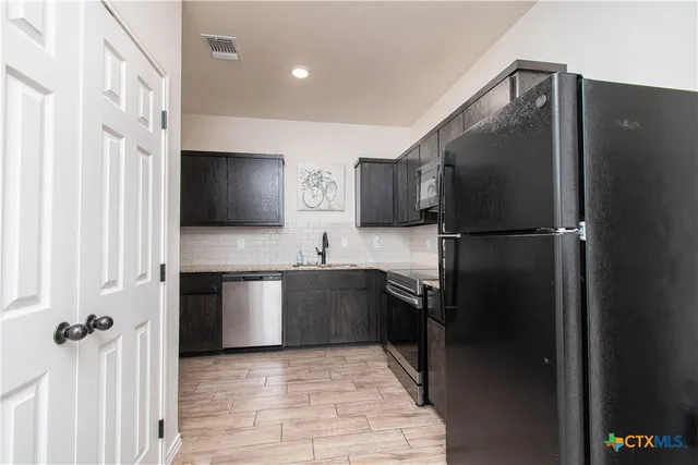 $385,000 | 2413 Alterman Drive, Temple, TX 76504