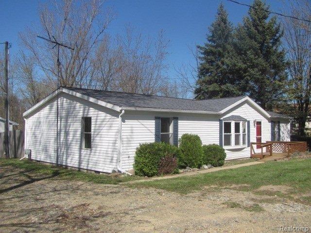 4728 South Lapeer Road Metamora, MI 48455 - Photo 1 of 15 262-169661 - Front 2.jpg