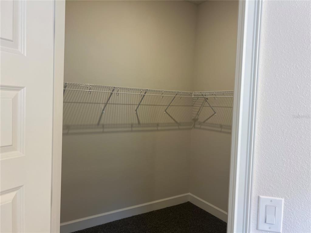 13322 Ogden Glade Road Dade City, FL 33525 - Photo 10 of 24 close up of a white marble wall