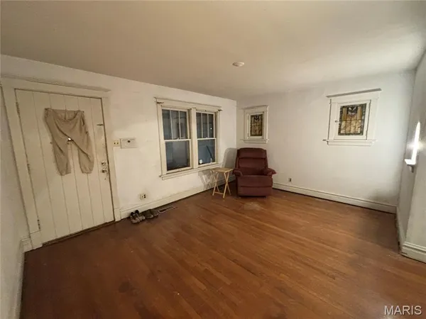 $62,500 | 2031 Switzer Avenue, St. Louis, MO 63136