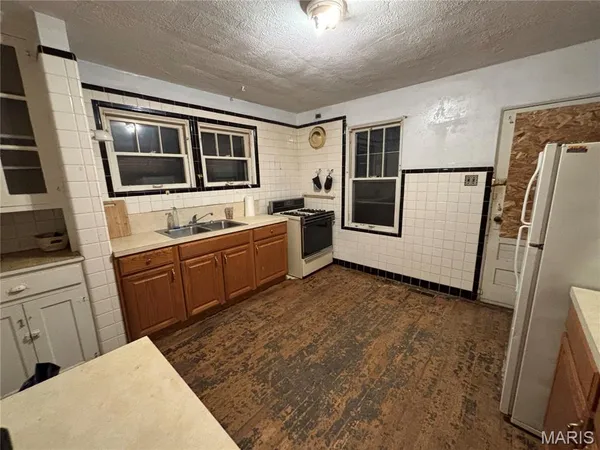 $62,500 | 2031 Switzer Avenue, St. Louis, MO 63136