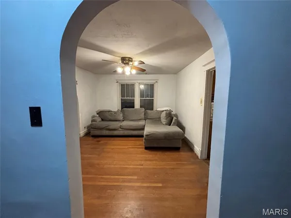 $62,500 | 2031 Switzer Avenue, St. Louis, MO 63136
