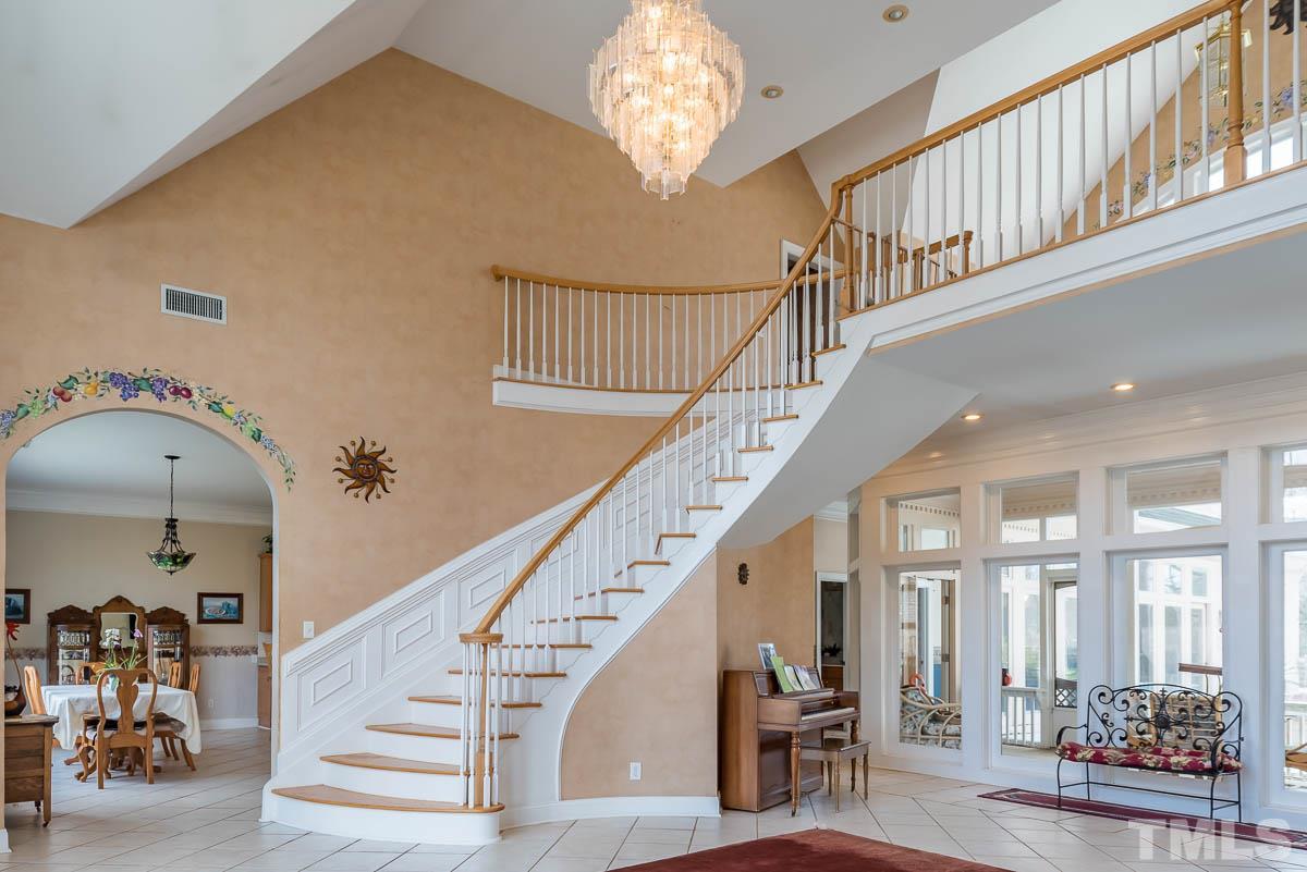 4504 Graham Newton Road Raleigh, NC 27606 - Photo 4 of 25 Gallery Image 4