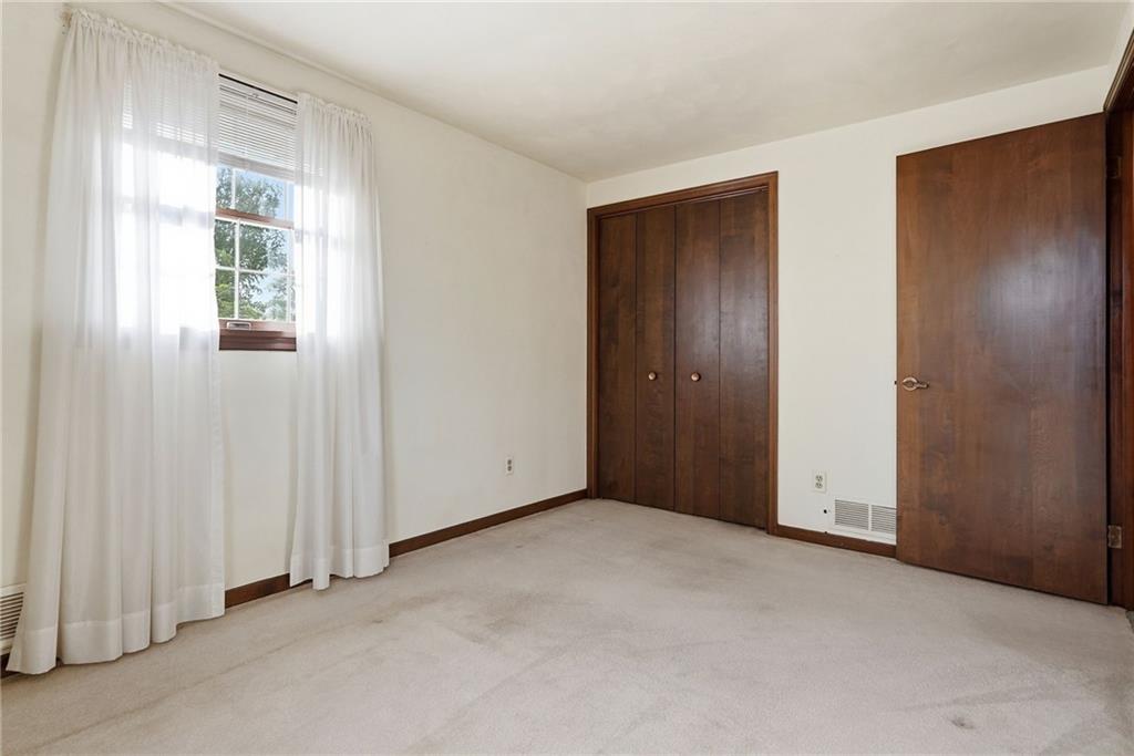 149 Reed Drive Clairton, PA 15025 - Photo 22 of 43 Gallery Image 22