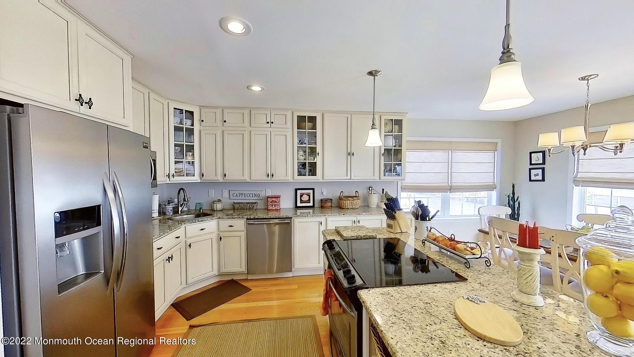 29 Pilot Road Toms River, NJ 08753 - Photo 5 of 49 Kitchen