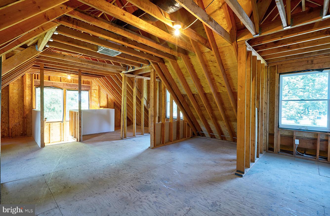 2582 Monmouth Road Jobstown, NJ 08041 - Photo 28 of 65 an empty room with windows