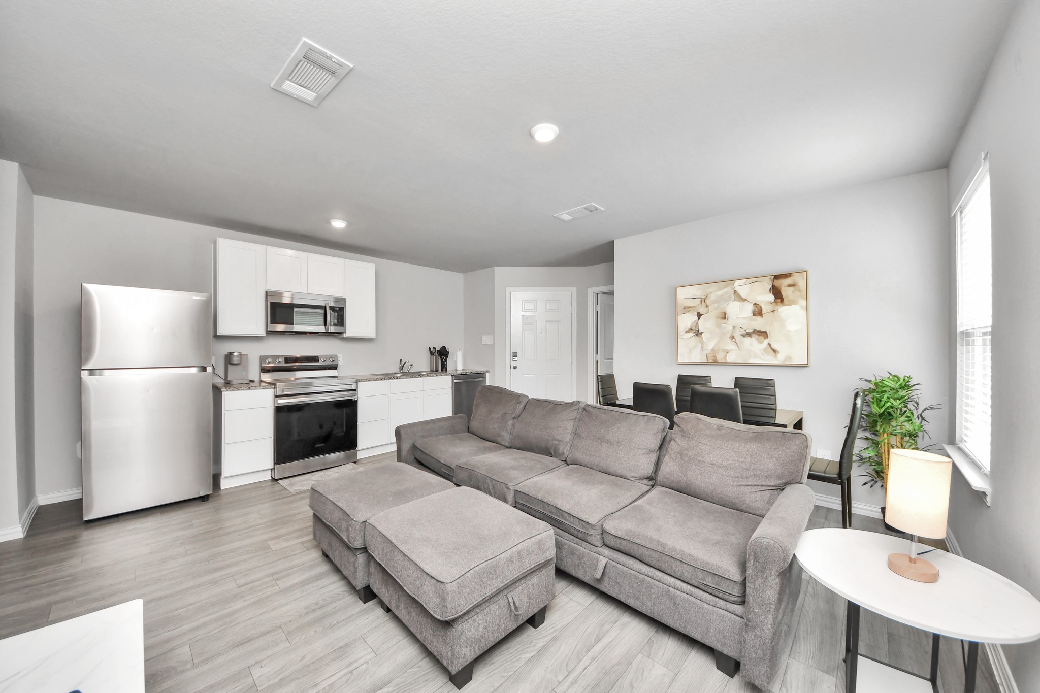 9027 Madera Road, Unit A Houston, TX 77078 - Photo 5 of 49