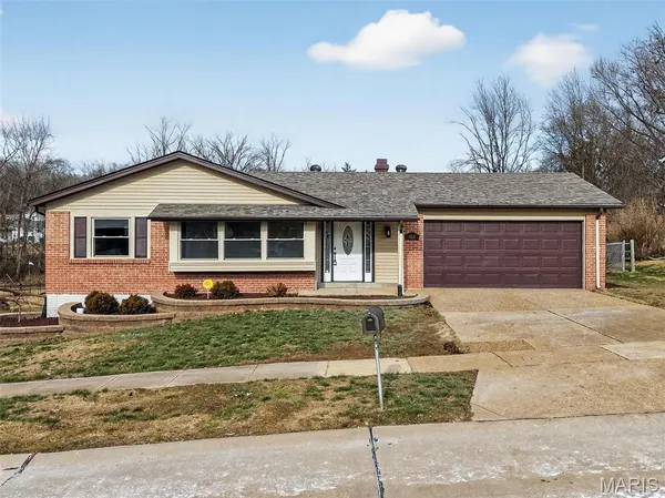 $396,000 | 4815 Brookton Way, St. Louis, MO 63128