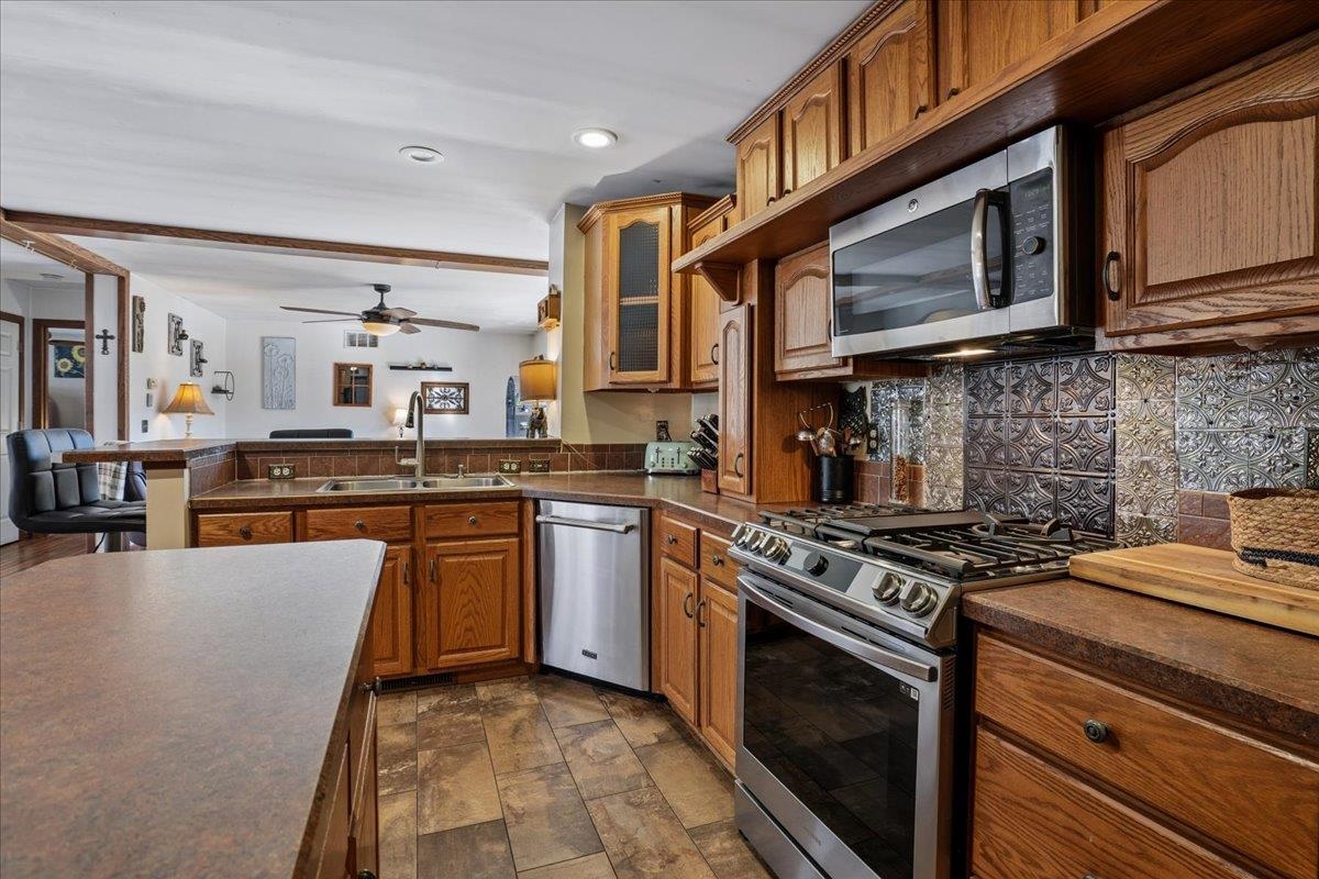 59 Harvey Lake Road Northwood, NH 03261 - Photo 12 of 57