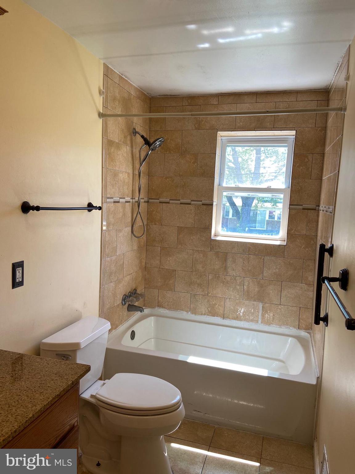 3303 Mayfair Road Baltimore, MD 21207 - Photo 14 of 29 1st Main Bathroom