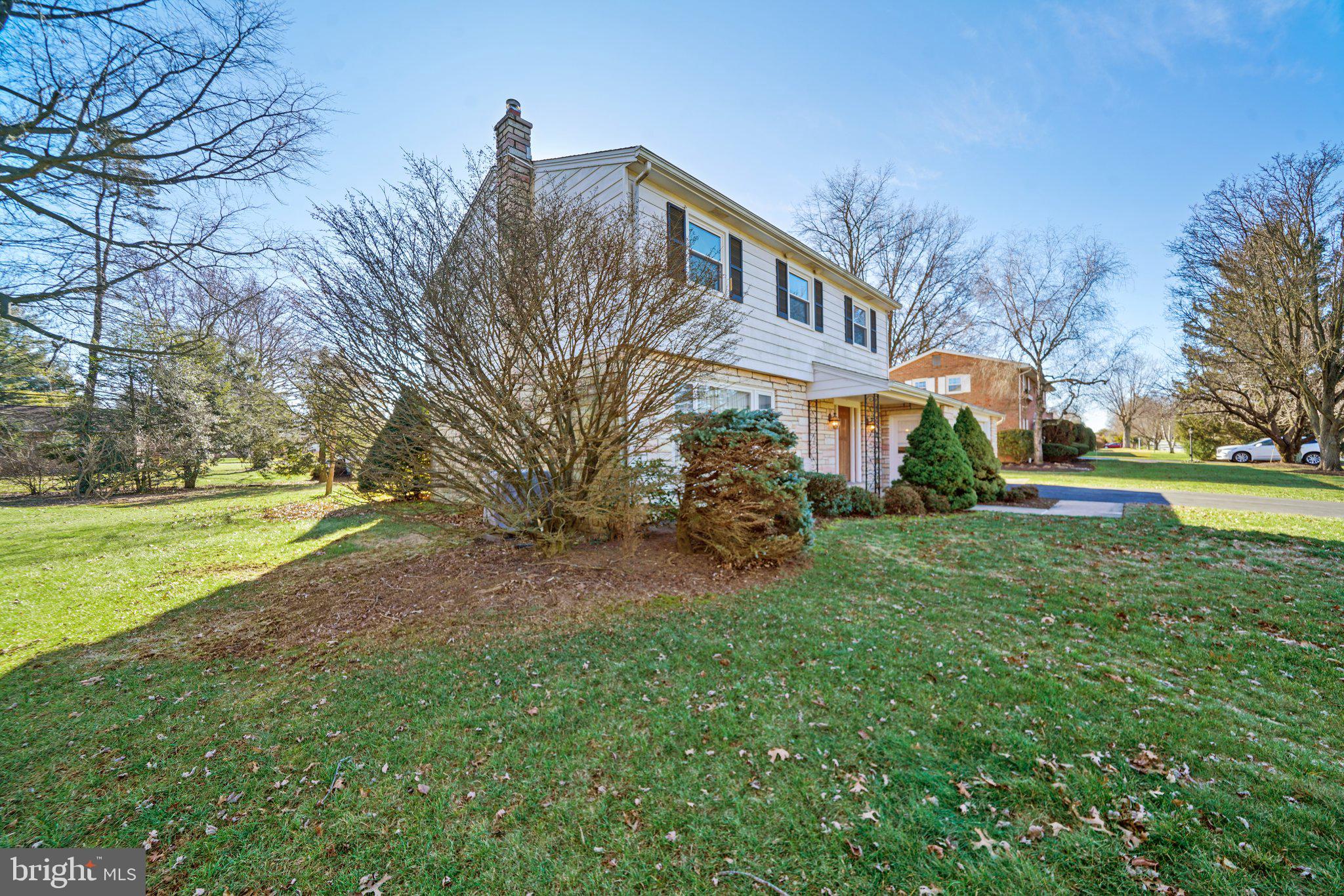 428 East Evergreen Road Lebanon, PA 17042 - Photo 3 of 35 Well maintained home