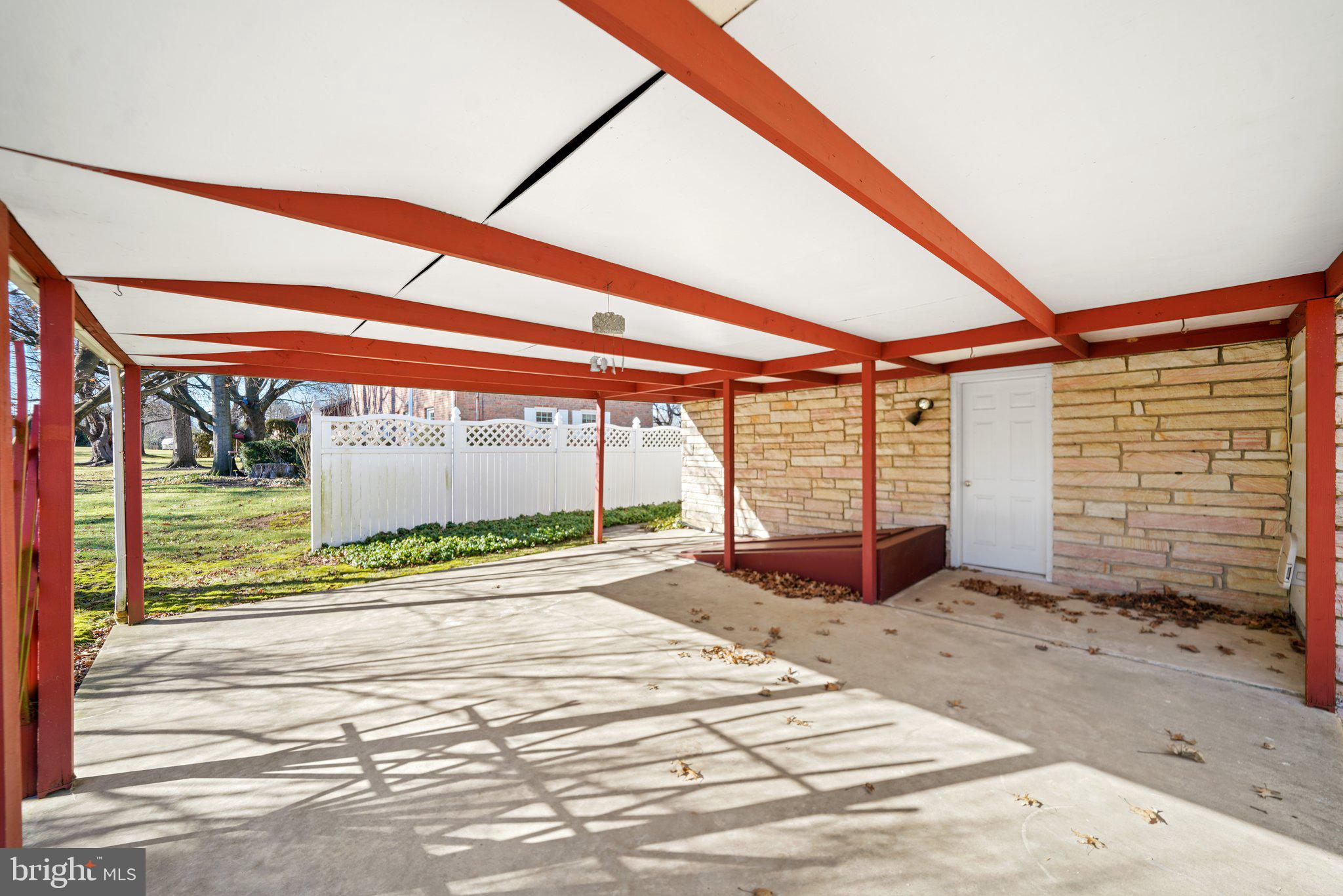428 East Evergreen Road Lebanon, PA 17042 - Photo 33 of 35 Large covered patio