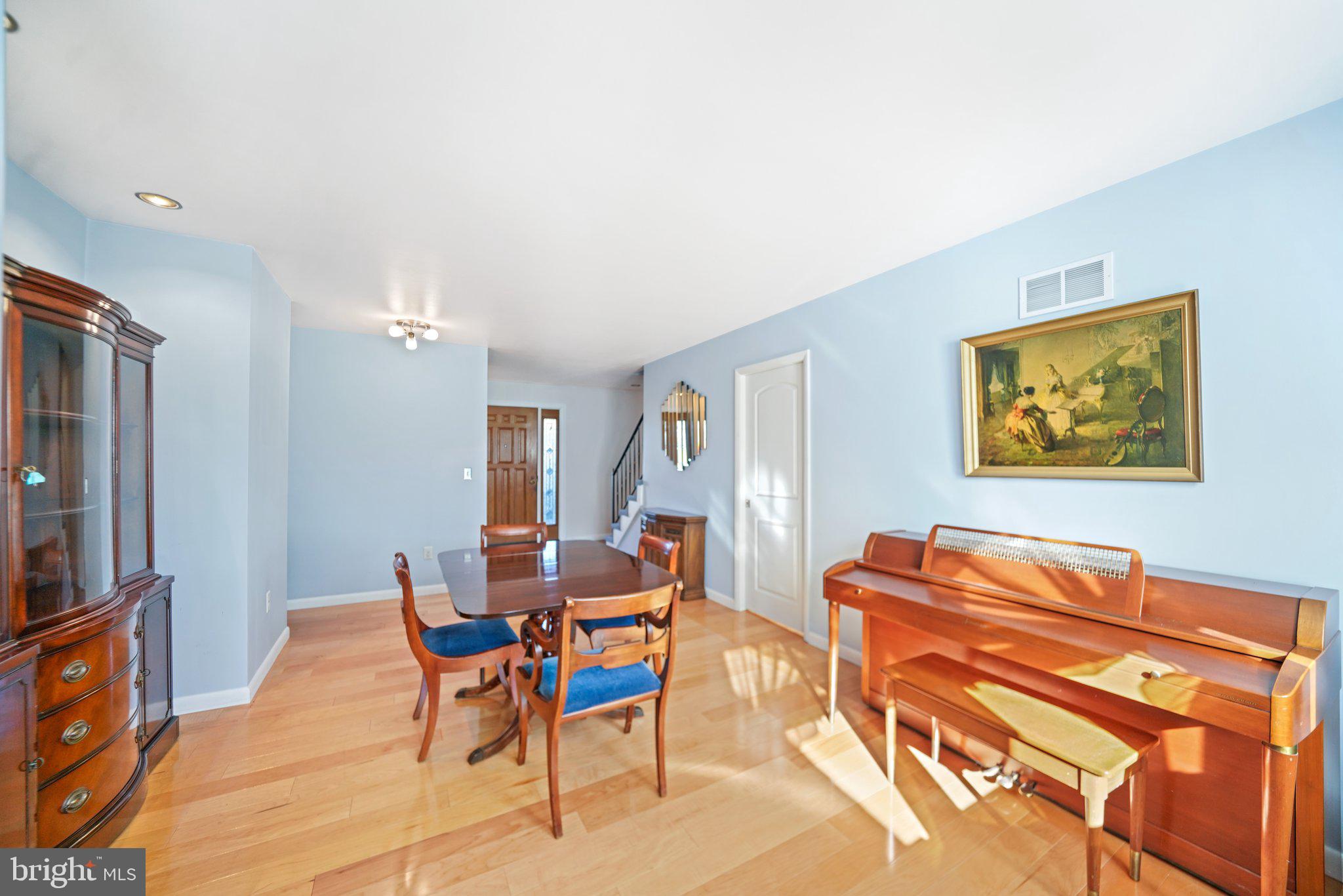 428 East Evergreen Road Lebanon, PA 17042 - Photo 8 of 35 Plenty of room for a large table in dining room