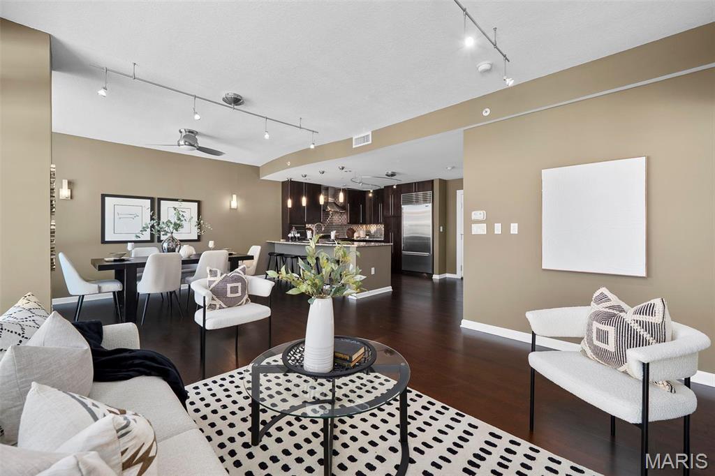 4909 Laclede Avenue, Unit 805 St. Louis, MO 63108 - Photo 9 of 29