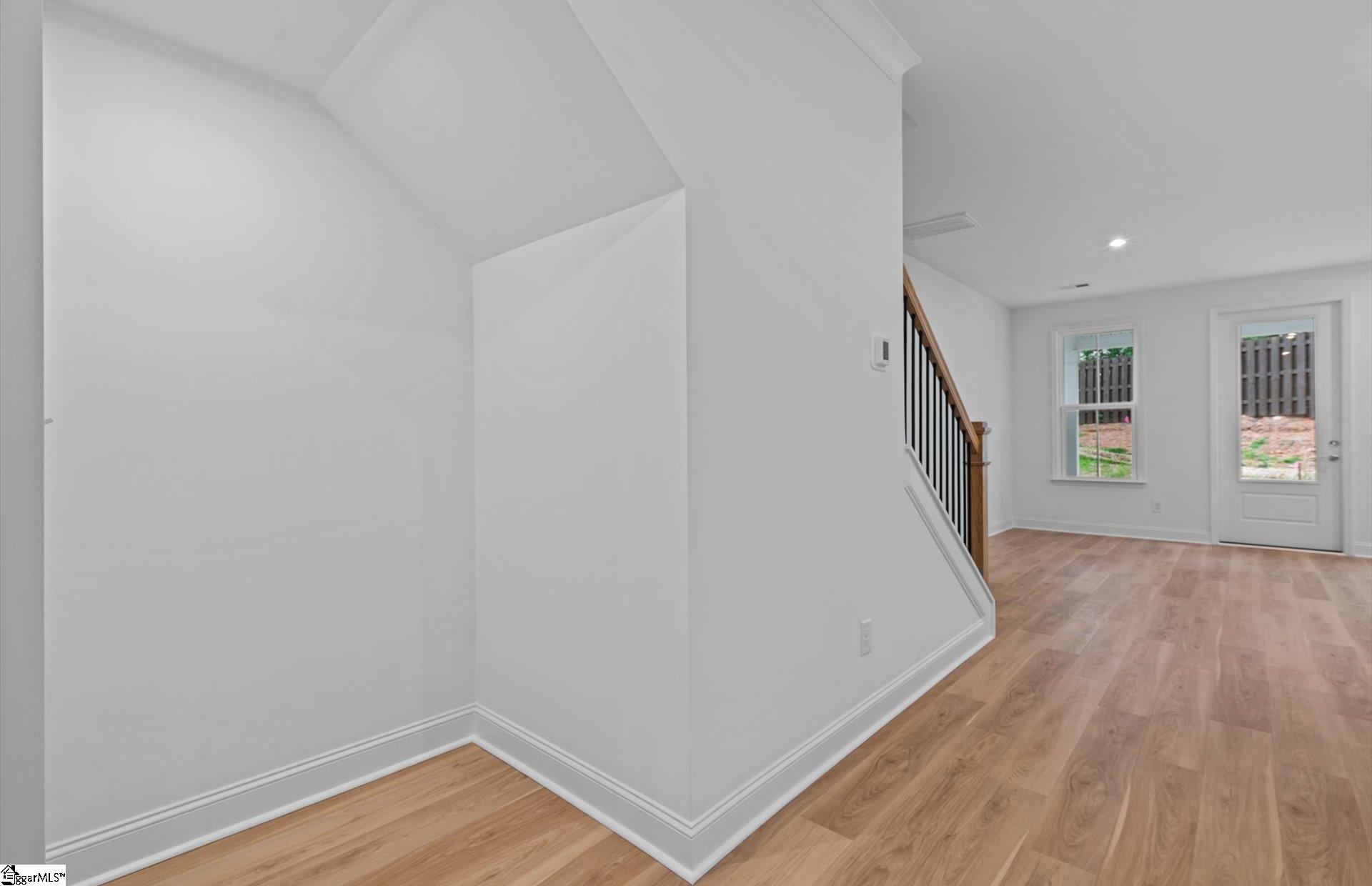 129 Gadwall Way Greenville, SC 29607 - Photo 5 of 30 Gallery Image 5