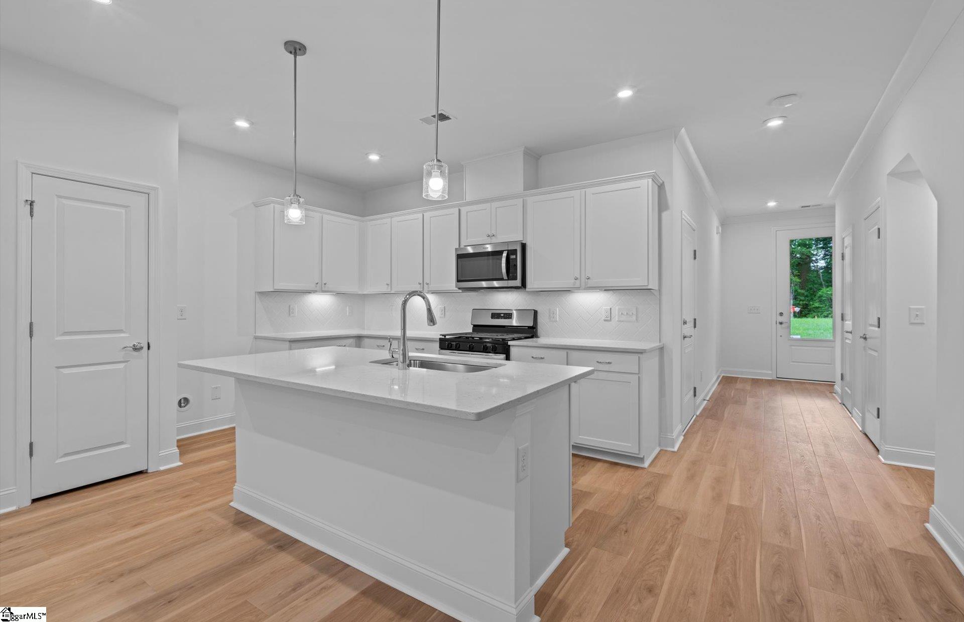 129 Gadwall Way Greenville, SC 29607 - Photo 10 of 30 Gallery Image 10