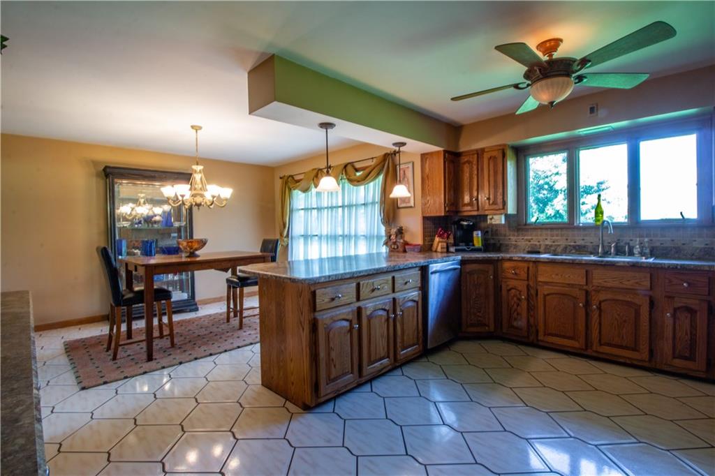 3109 New Butler Road New Castle, PA 16101 - Photo 8 of 25