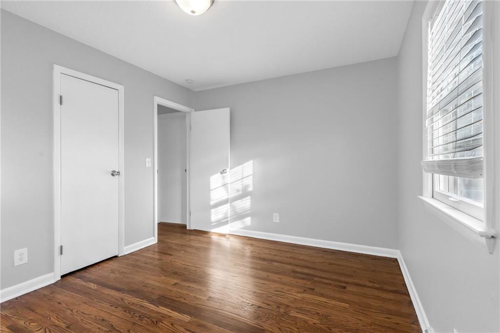 104 Northwest Walnut Street Lee's Summit, MO 64063 - Photo 21 of 29