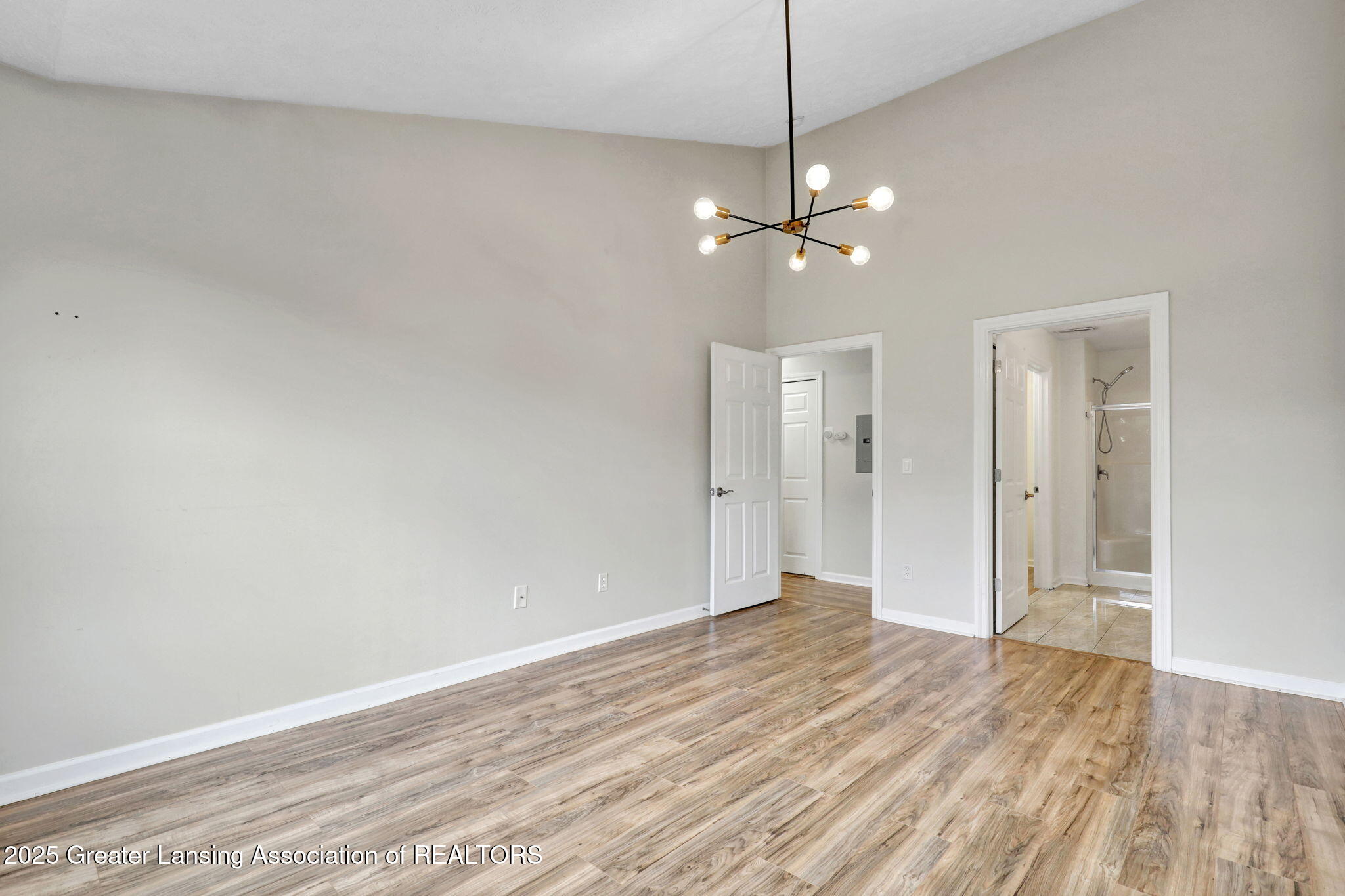 1333 Coolidge Road East Lansing, MI 48823 - Photo 18 of 29 16-web-or-mls-Open Ended Media-15