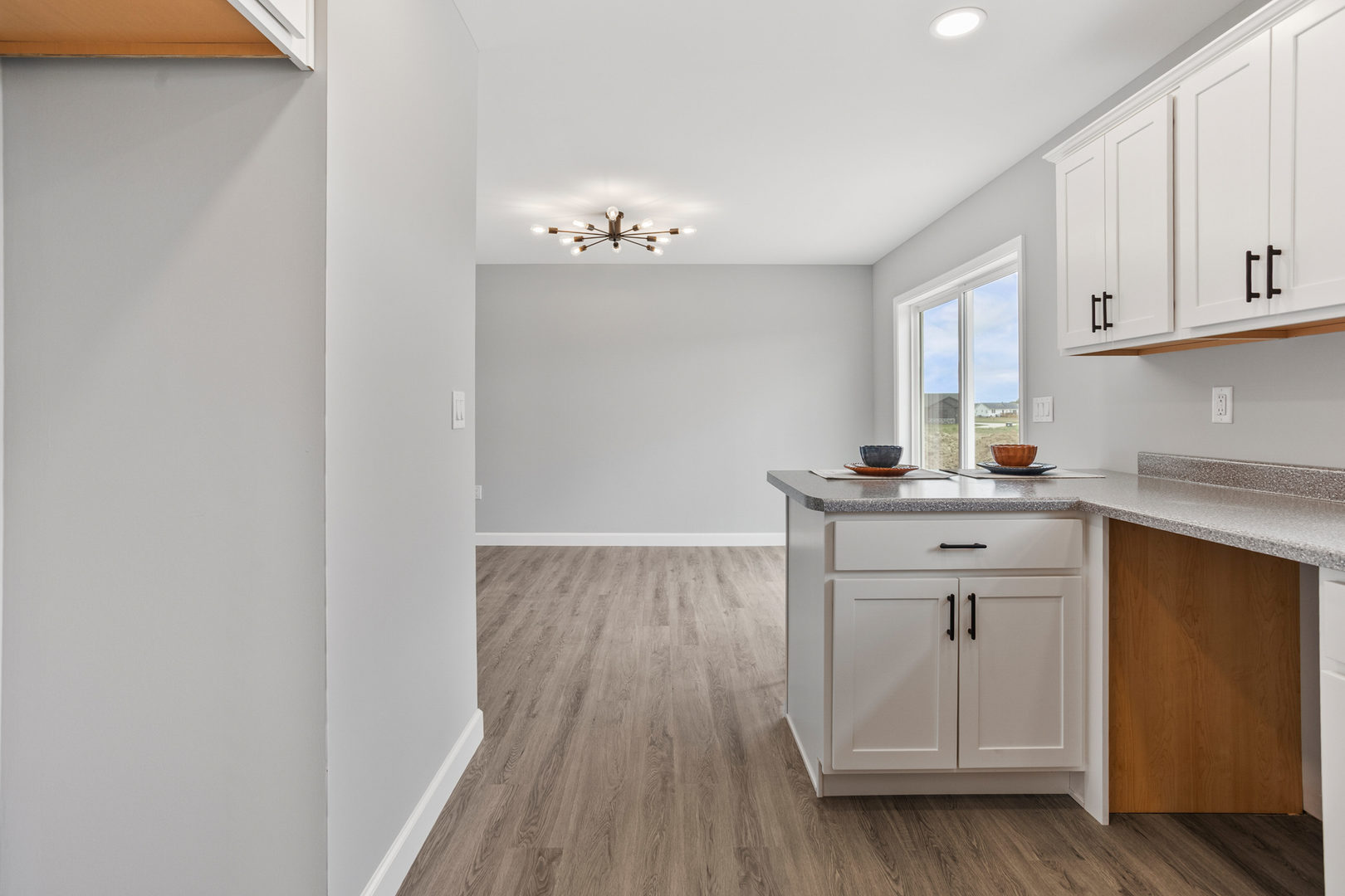 508 Patterson Drive Bloomington, IL 61701 - Photo 12 of 33