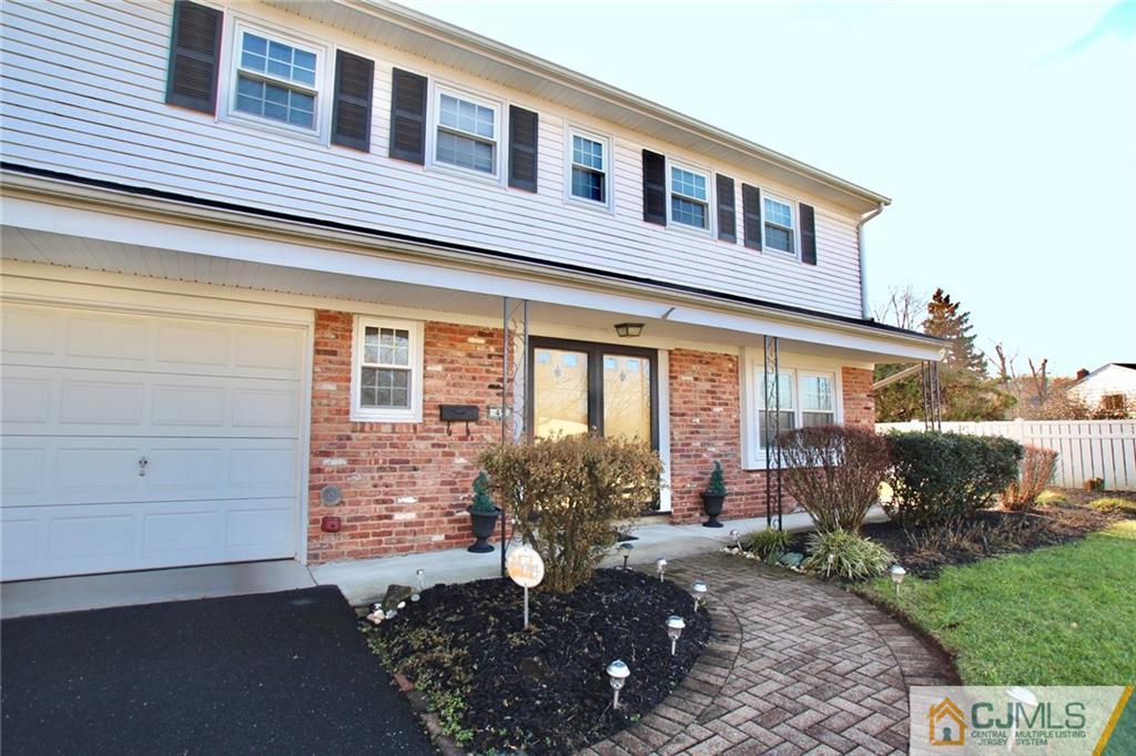 45 Gifford Road Somerset, NJ 08873 - Photo 1 of 25 Gallery Image 1