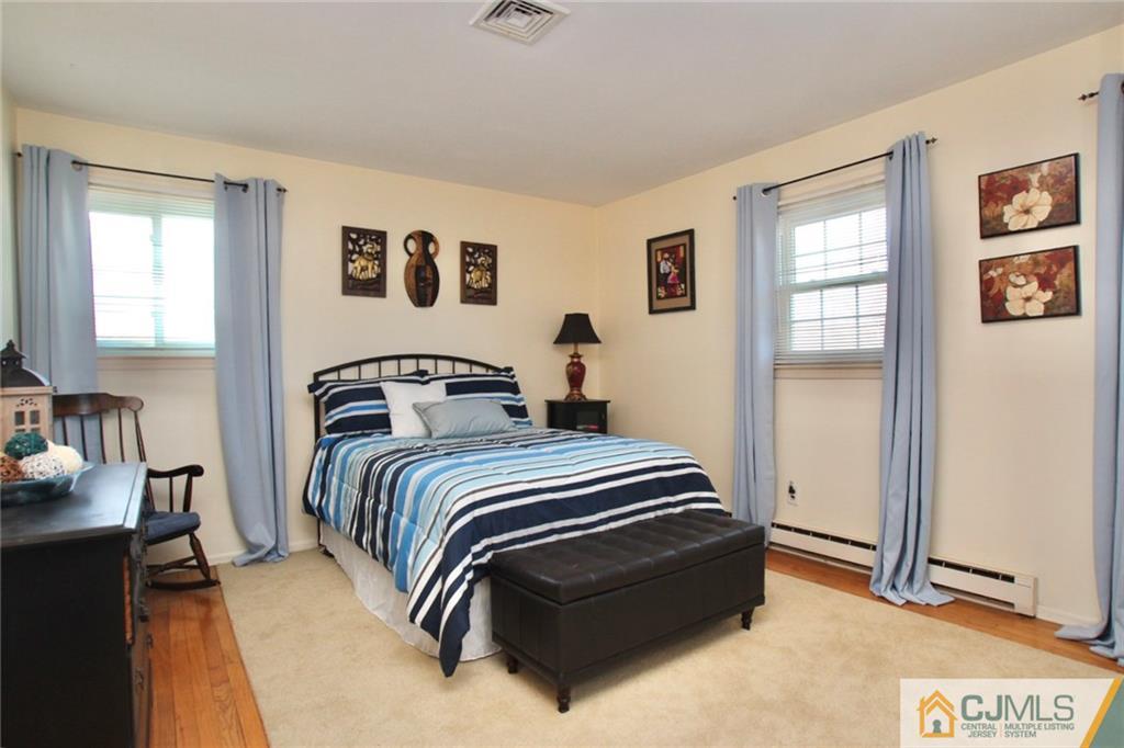 45 Gifford Road Somerset, NJ 08873 - Photo 17 of 25 Gallery Image 17