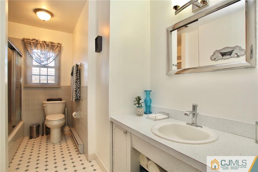 45 Gifford Road Somerset, NJ 08873 - Photo 19 of 25 Gallery Image 19