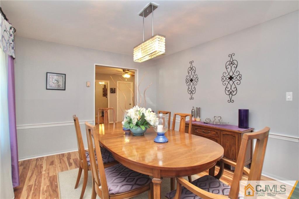 45 Gifford Road Somerset, NJ 08873 - Photo 4 of 25 Gallery Image 4