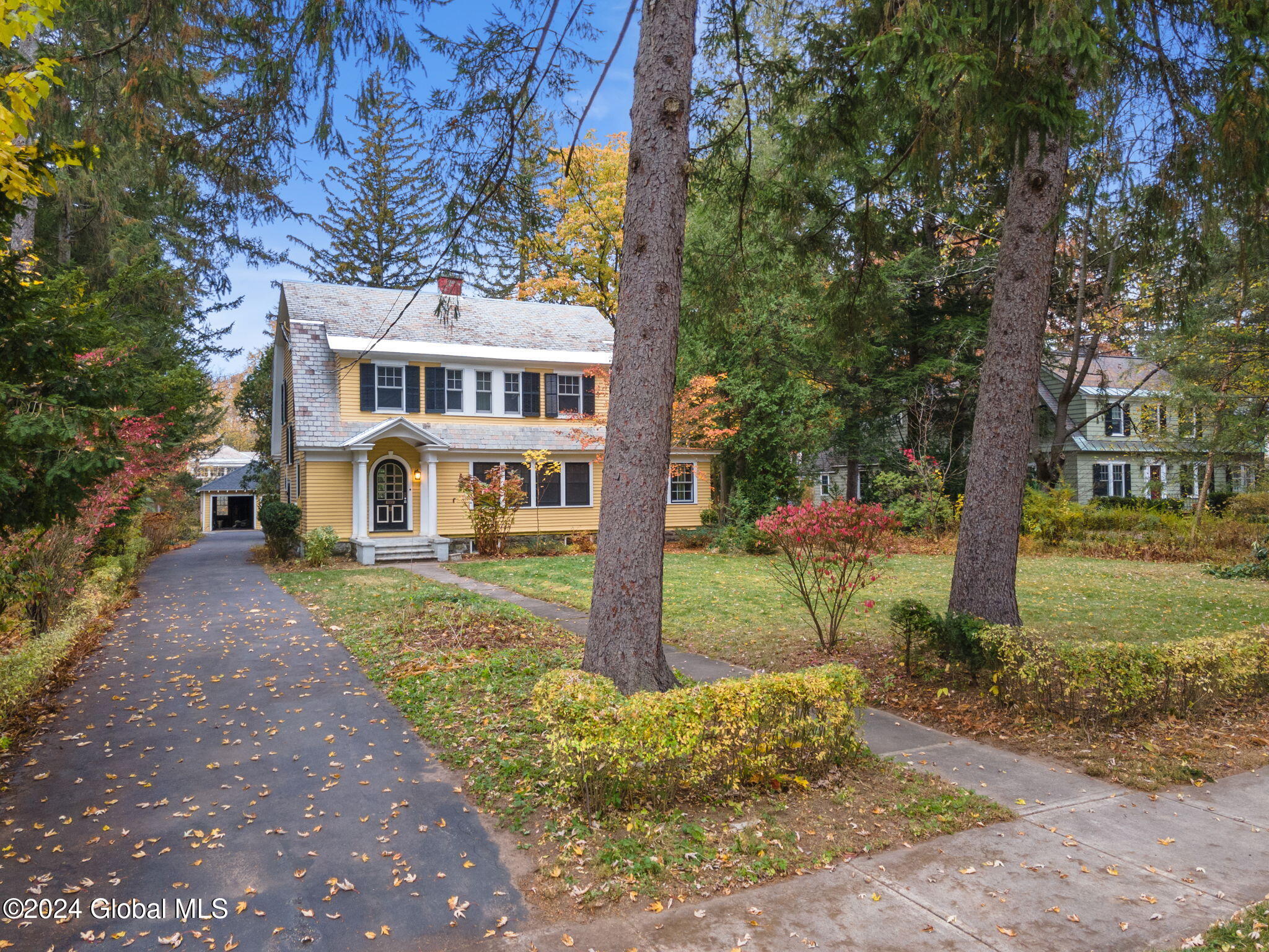 11 Sunnyside Road Scotia, NY 12302 - Photo 2 of 37 2-11SunnysideRd_02