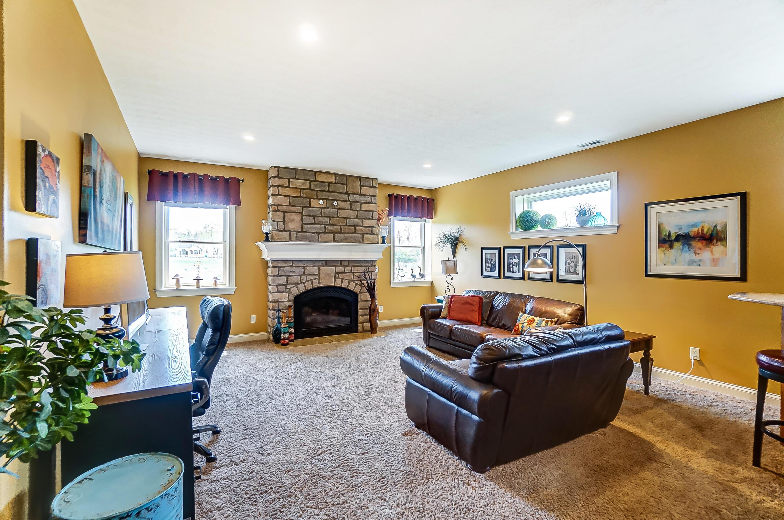 5292 Summer Ridge Lane Galena, OH 43021 - Photo 29 of 46 Huge Casual Family Space with Bar