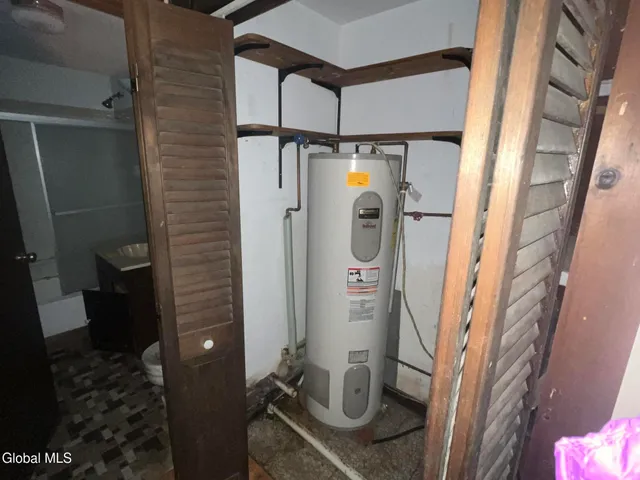 $160,000 | 20 Hampton Heights Way, Hampton, NY 12887