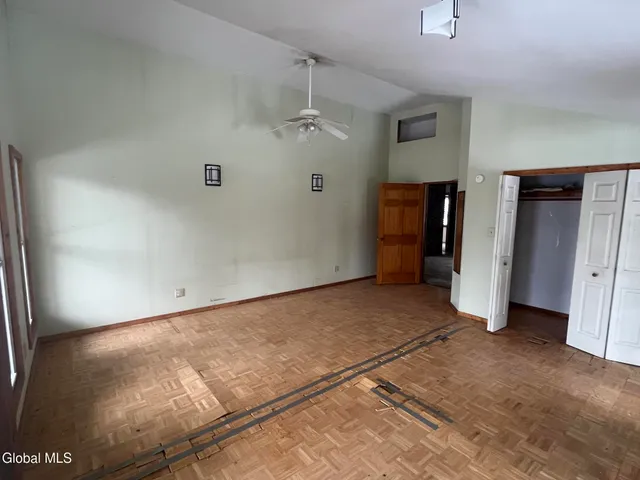 $160,000 | 20 Hampton Heights Way, Hampton, NY 12887