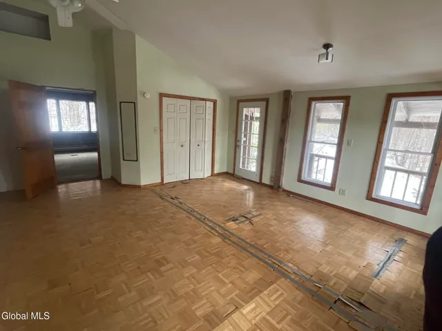 $160,000 | 20 Hampton Heights Way, Hampton, NY 12887