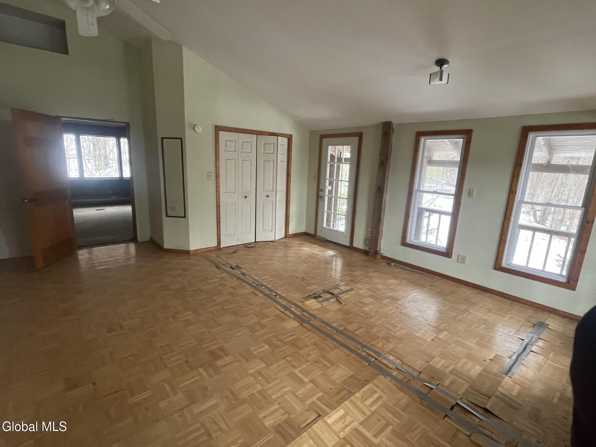 20 Hampton Heights Way Hampton, NY 12887 - Photo 8 of 27 IMG_1158