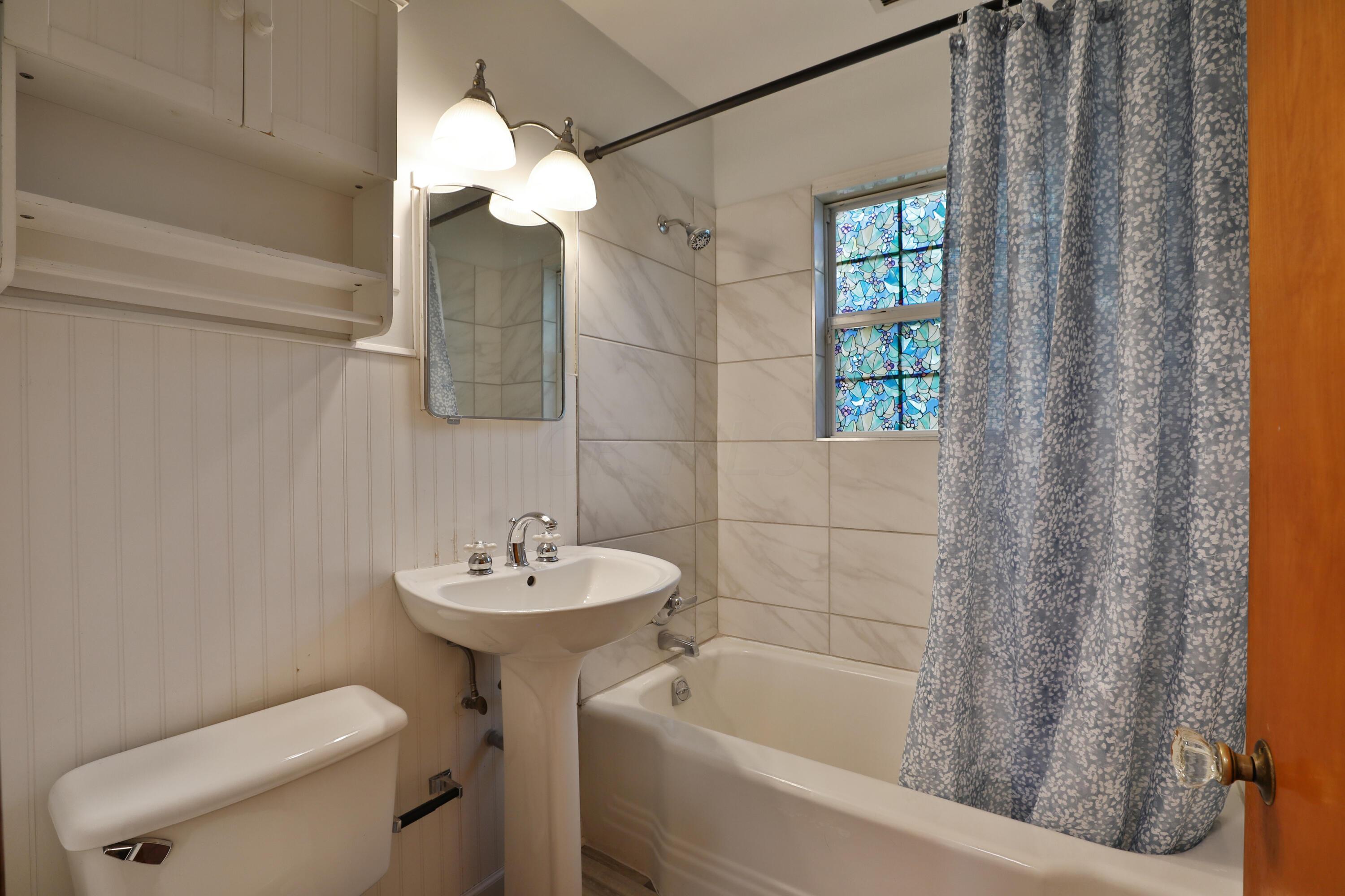 685 South Ashburton Road Columbus, OH 43213 - Photo 15 of 37 685-Ashburton-15
