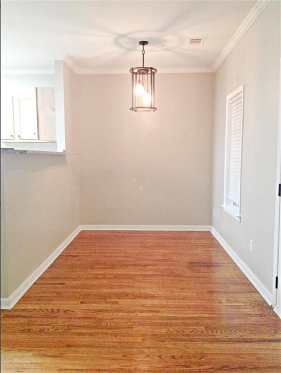 218 Barfield Avenue Southwest Atlanta, GA 30310 - Photo 5 of 17